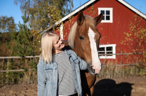 Anna Haggrén with her horse Pinja